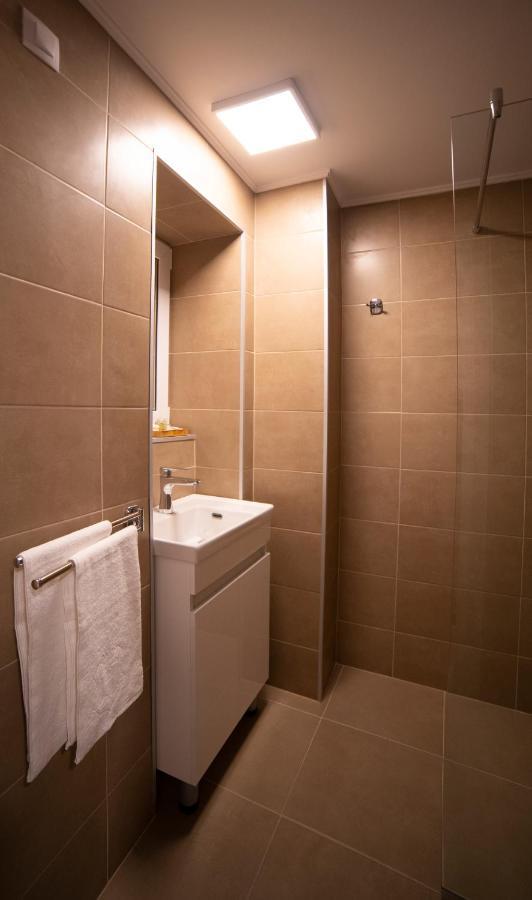 Coban Residence - A3 - Scandinavian Apartment Braşov Esterno foto