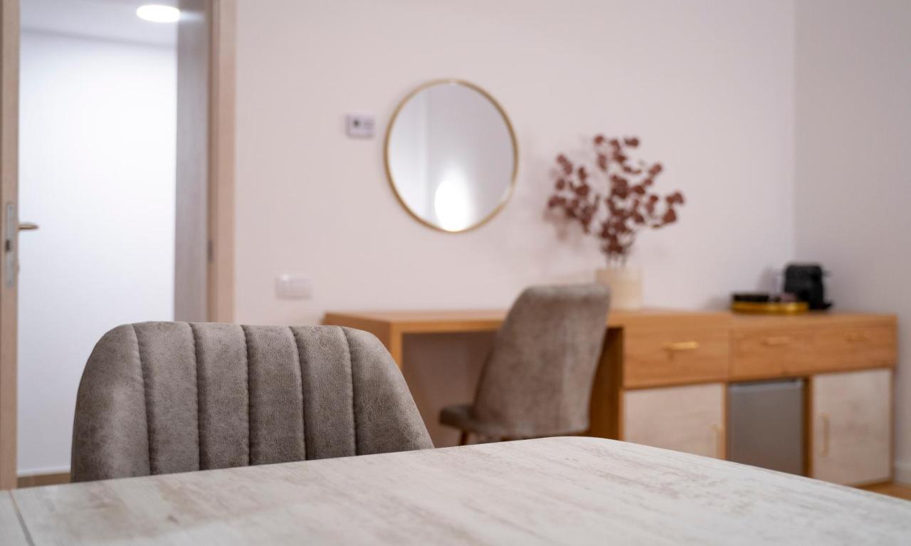 Coban Residence - A3 - Scandinavian Apartment Braşov Esterno foto