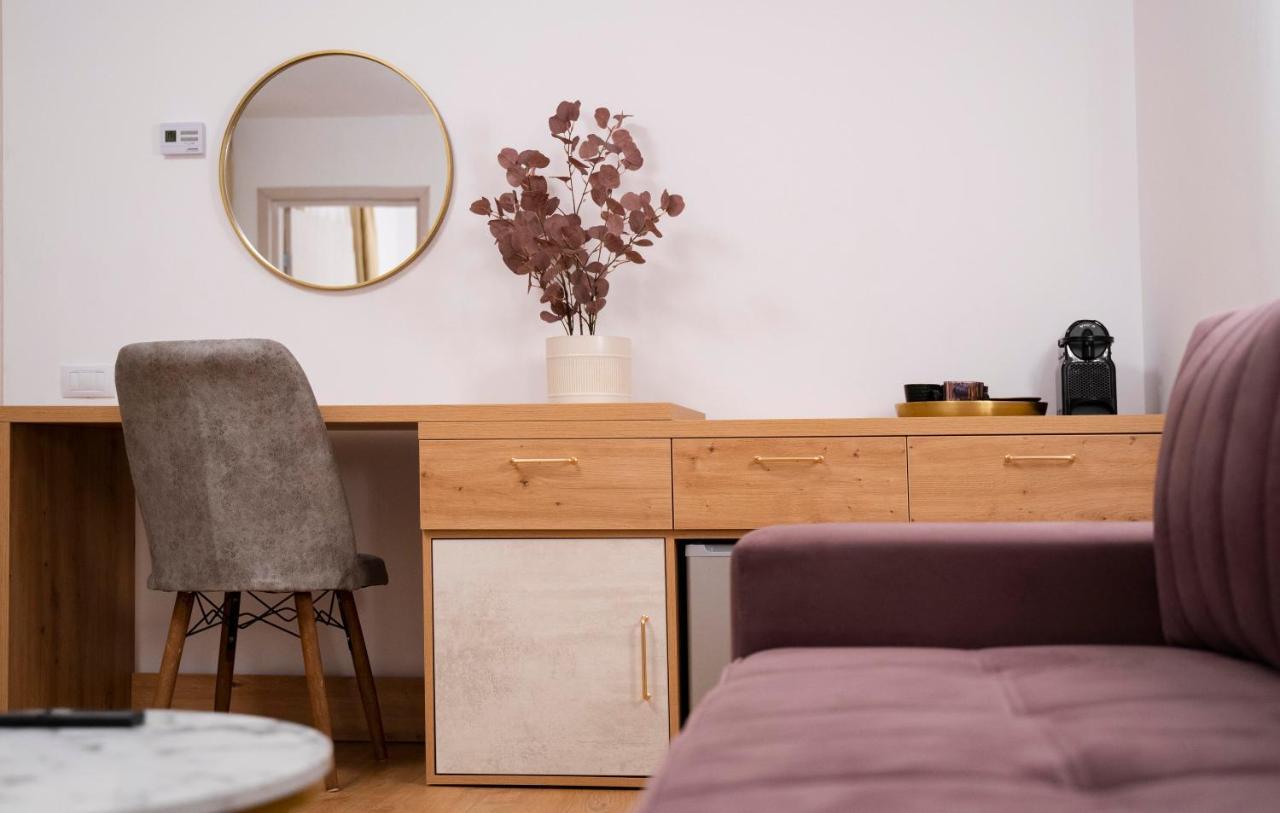 Coban Residence - A3 - Scandinavian Apartment Braşov Esterno foto